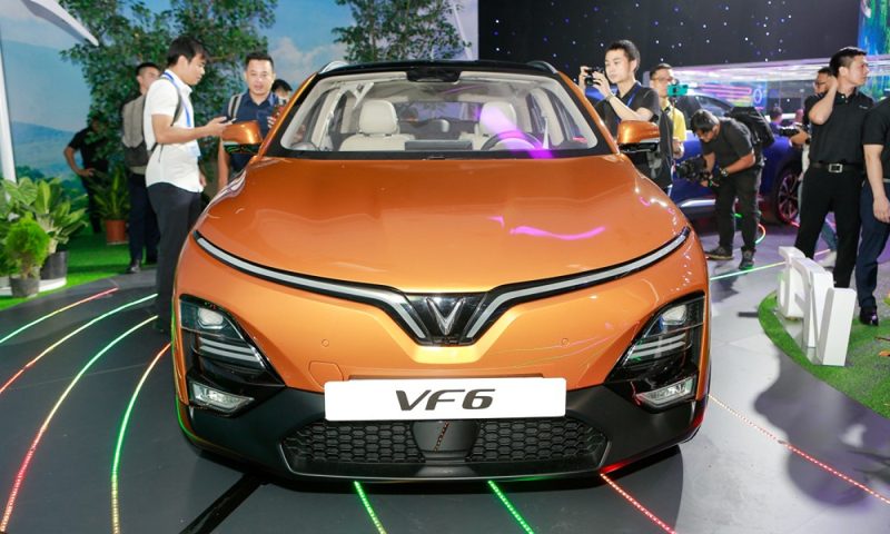 Vinfast VF6 2025: Giá xe lăn bánh khuyến mãi, Mua bán xe trả góp vinfast vf6 2024 gia xe lan banh khuyen mai mua ban xe tra gop 2 Vinfast VF6 2025: Giá xe lăn bánh khuyến mãi, Mua bán xe trả góp