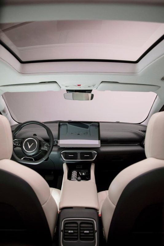 vinfast vf8 2024 gia xe lan banh khuyen mai mua ban xe tra gop 6 Vinfast VF8 2025: Giá xe lăn bánh khuyến mãi, Mua bán xe trả góp