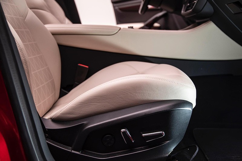 vinfast vf8 2024 gia xe lan banh khuyen mai mua ban xe tra gop 7 Vinfast VF8 2025: Giá xe lăn bánh khuyến mãi, Mua bán xe trả góp