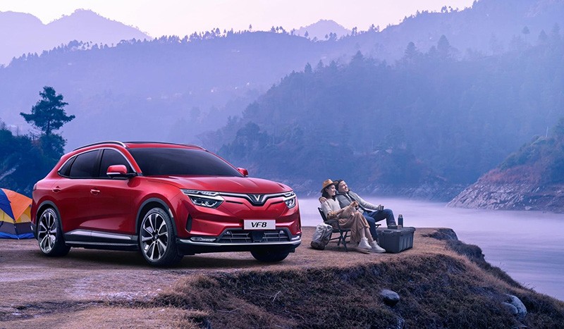 vinfast vf8 2024 gia xe lan banh khuyen mai mua ban xe tra gop Vinfast VF8 2025: Giá xe lăn bánh khuyến mãi, Mua bán xe trả góp