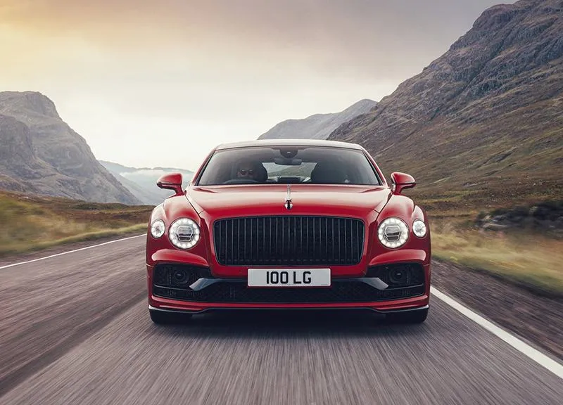 Bentley Flying Spur V8 2025: Giá lăn bánh khuyến mãi, Đánh giá xe, Thông số kỹ thuật bentley flying spur v8 2025 gia lan banh khuyen mai danh gia xe thong so ky thuat 1 Bentley Flying Spur V8 2025: Giá lăn bánh khuyến mãi, Đánh giá xe, Thông số kỹ thuật