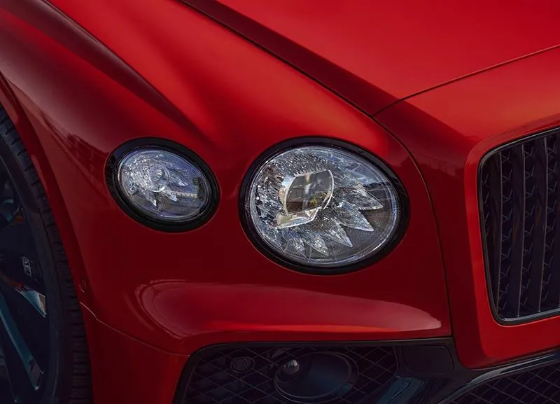 Bentley Flying Spur V8 2025: Giá lăn bánh khuyến mãi, Đánh giá xe, Thông số kỹ thuật bentley flying spur v8 2025 gia lan banh khuyen mai danh gia xe thong so ky thuat 2 Bentley Flying Spur V8 2025: Giá lăn bánh khuyến mãi, Đánh giá xe, Thông số kỹ thuật