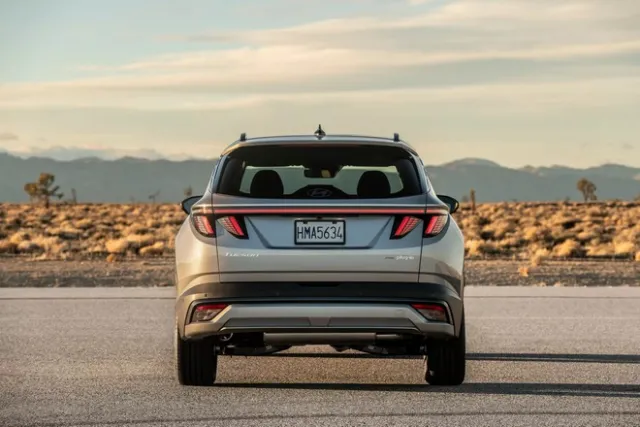 hyundai tucson 2025 gia xe lan banh khuyen mai mua xe tra gop 3 Hyundai Tucson 2025 New: Giá xe lăn bánh khuyến mãi, Mua xe trả góp