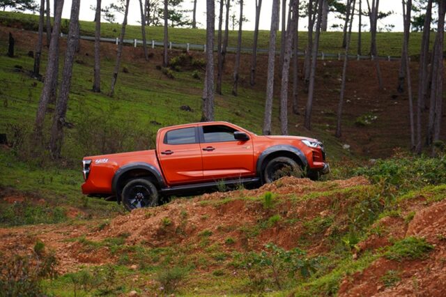 danh gia isuzu d max 2021 ban tai manh me voi muc gia hop ly 10 Đánh giá Isuzu D-Max 2021: Bán tải mạnh mẽ với mức giá hợp lý