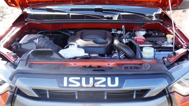 danh gia isuzu d max 2021 ban tai manh me voi muc gia hop ly 9 Đánh giá Isuzu D-Max 2021: Bán tải mạnh mẽ với mức giá hợp lý