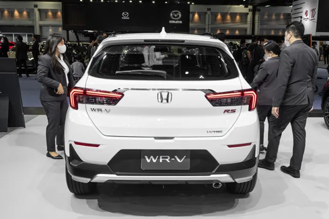 Đánh giá xe Honda WR-V 2025: Khi nào bán tại Việt Nam? danh gia xe honda wr v 2025 khi nao ban tai viet nam 4 Đánh giá xe Honda WR-V 2025: Khi nào bán tại Việt Nam?
