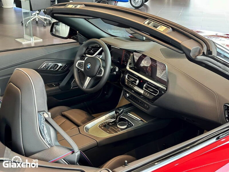 BMW Z4 2025: Giá bán mới nhất, Đánh giá thông số kỹ thuật bmw z4 2025 gia ban moi nhat danh gia thong so ky thuat 3 BMW Z4 2025: Giá bán mới nhất, Đánh giá thông số kỹ thuật